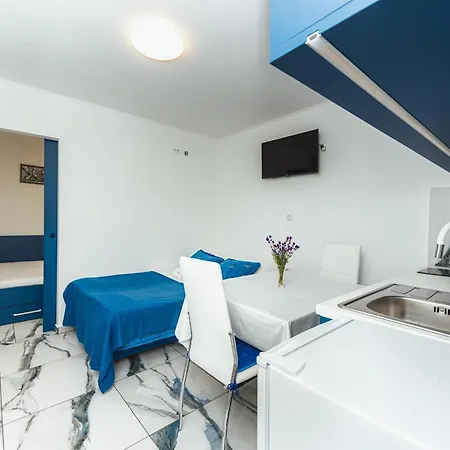 Homes I&g By The River Next To Olimje *