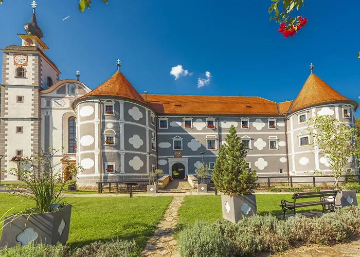 Homes I&g By The River Next To Olimje *