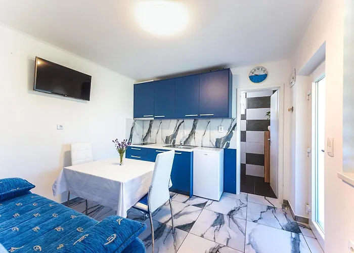 Homes I&g By The River Next To Olimje Daire *