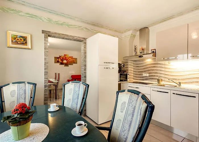 Homes I&g By The River Next To Olimje Apartman