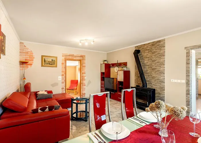 Daire Homes I&g By The River Next To Olimje *