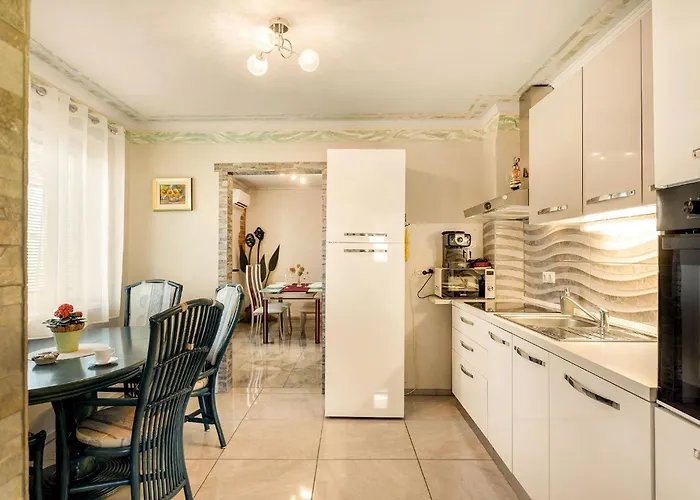 Homes I&g By The River Next To Olimje *