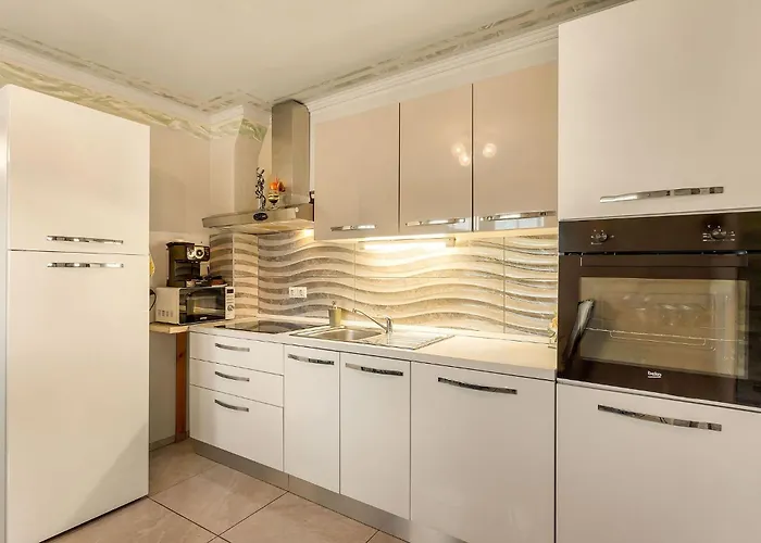 Homes I&g By The River Next To Olimje